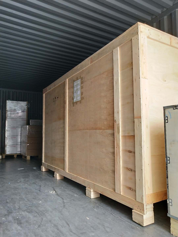 4 head embroidery machine shipment .jpg 4 head embroidery machine shipment .jpg